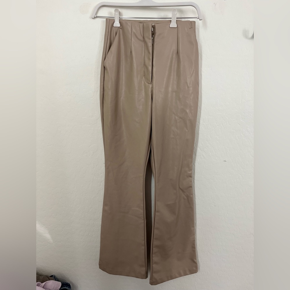 Abercrombie & Fitch Chic Tan Trousers